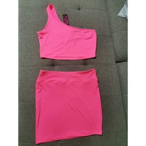 2 piece neon pink skirt set